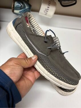 HEYDUDE sz 8  Men's Gray Casual Lace-Up Shoes excellent condition